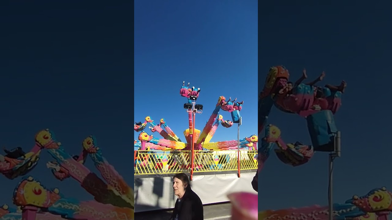 Extrem'Jump 🦘 Longueville 🦗 (sauterrelle) 🎡 jour 🎢 foire saint Martin 2023 🪀 Perpignan