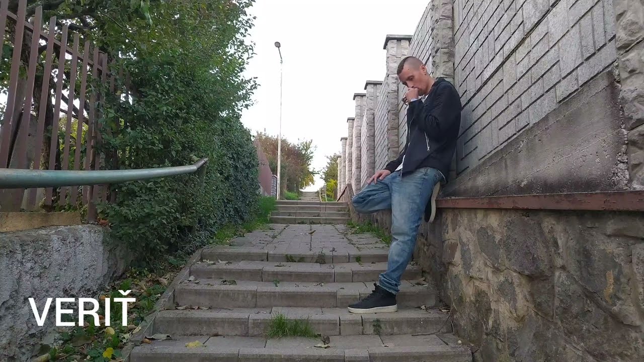 REKTOR - VERIŤ (prod. MAXXTON BEATS) (Official Video)