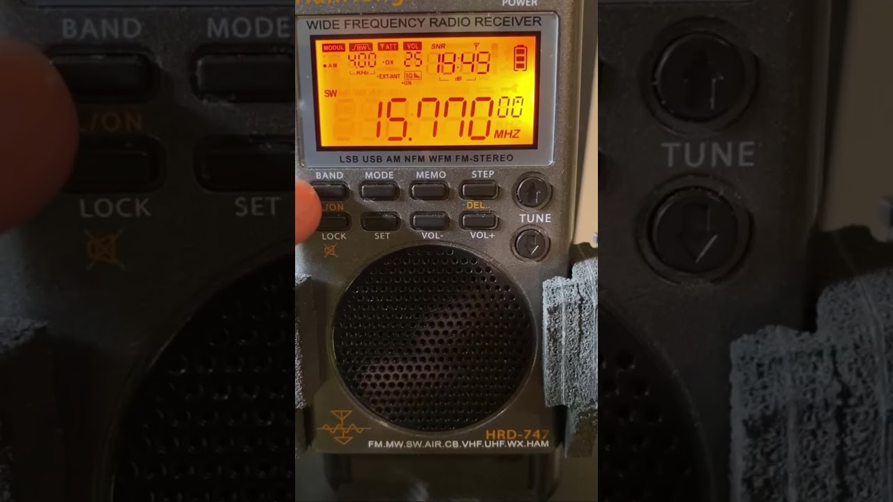emergency radio receiver HRD 747
