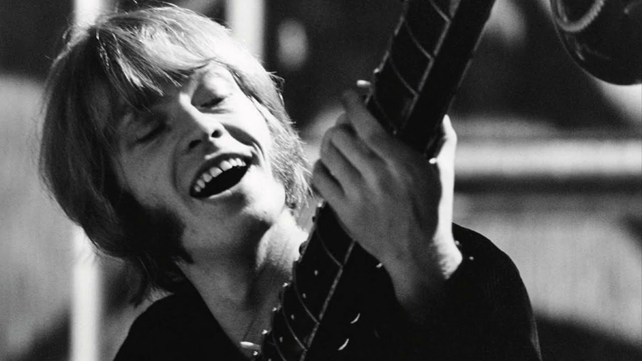 @bootsybero Paint it Black 