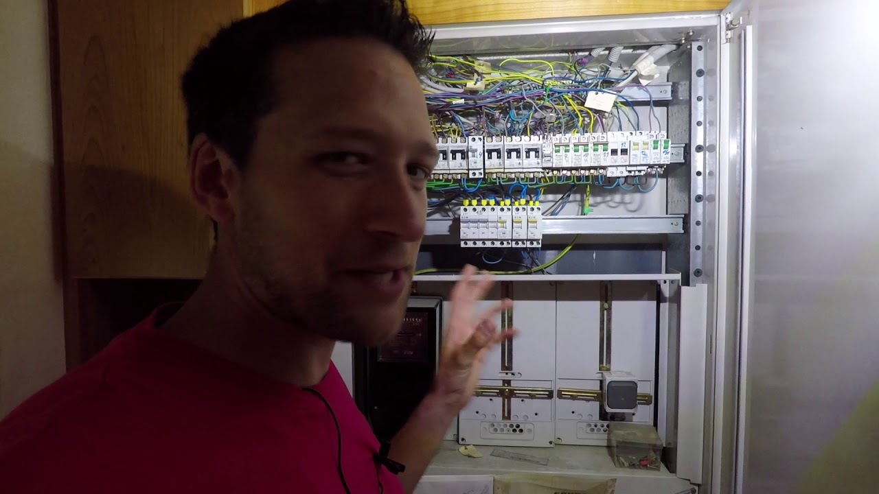 The fuseboard of HELL - Checking out Austrian Electrics | Thomas Nagy