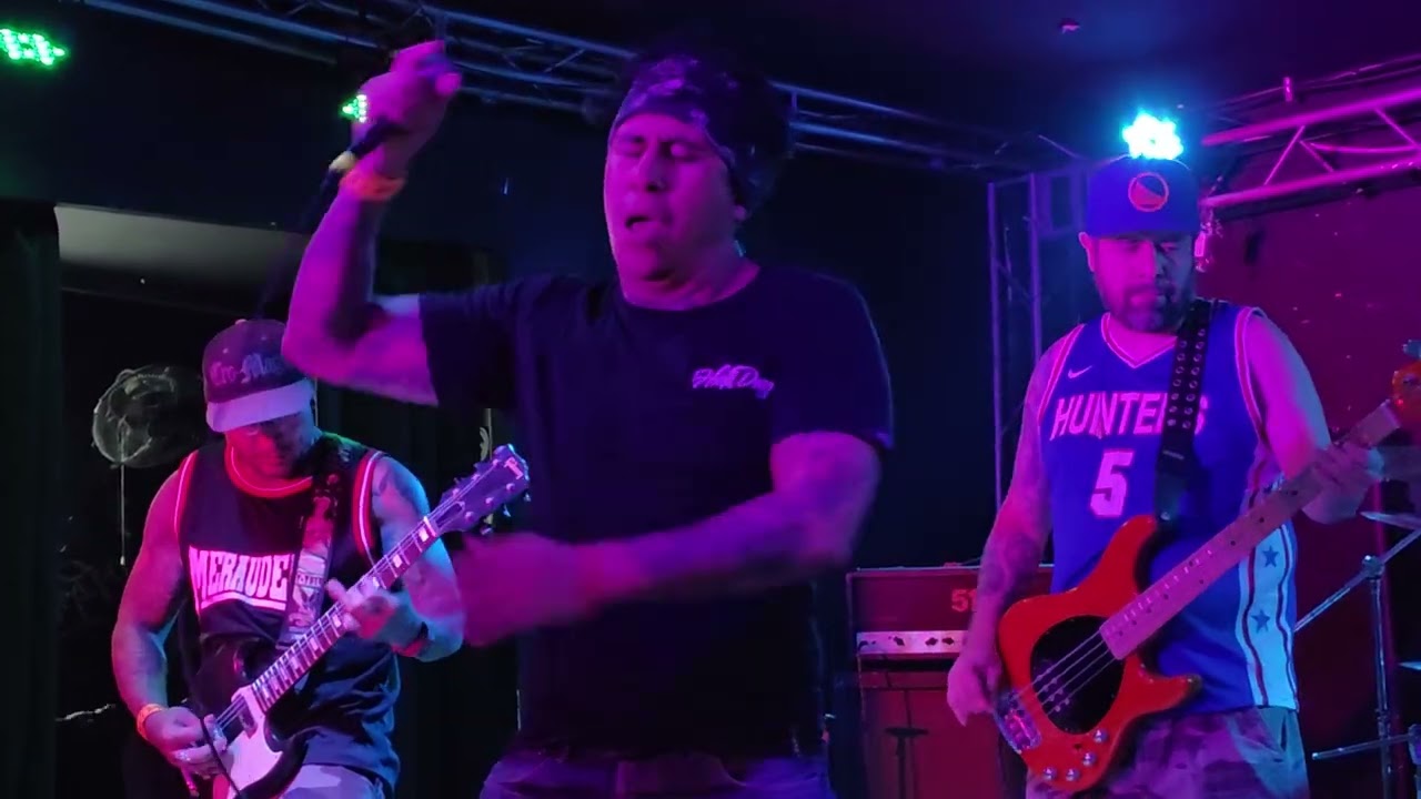 NOCAUT en el Gato Calavera abriendo el concierto de Arkangel 