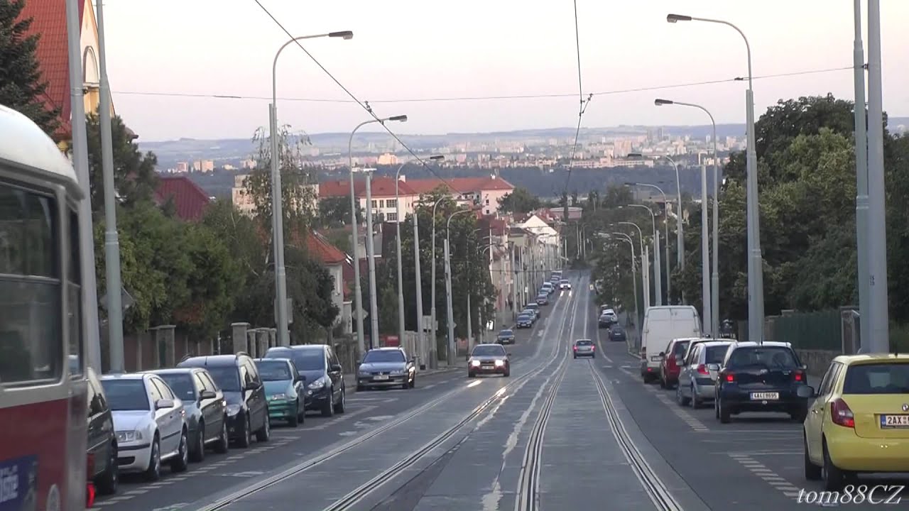 Linka 17 (speciál) Veletržní palác - Vozovna Kobylisy a zpět