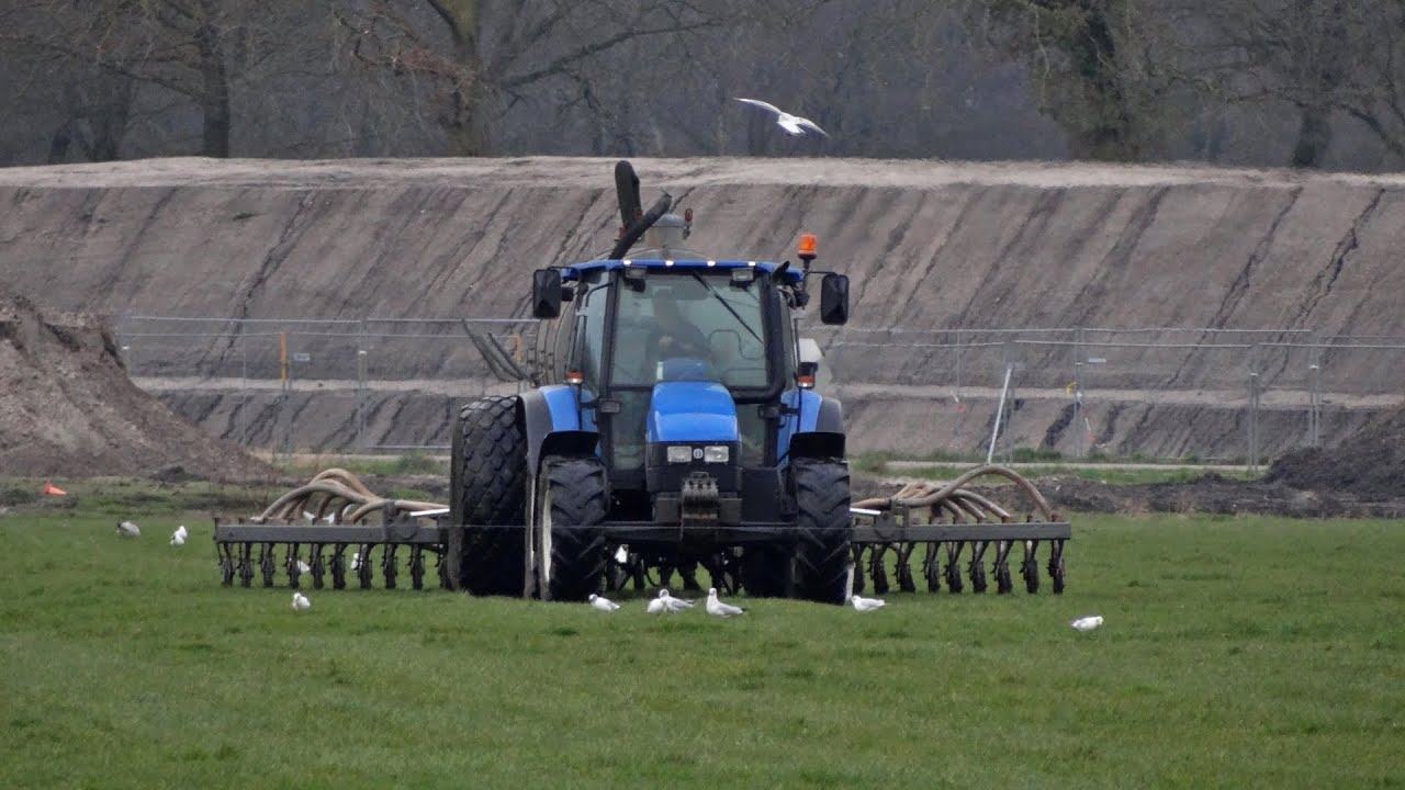 Slurry Injection | New Holland TL90 + Kaweco | Van Brummelen | 2014