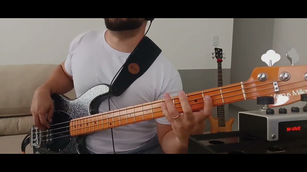 Eu te amo você - Marina Lima (1985) - Baixo 