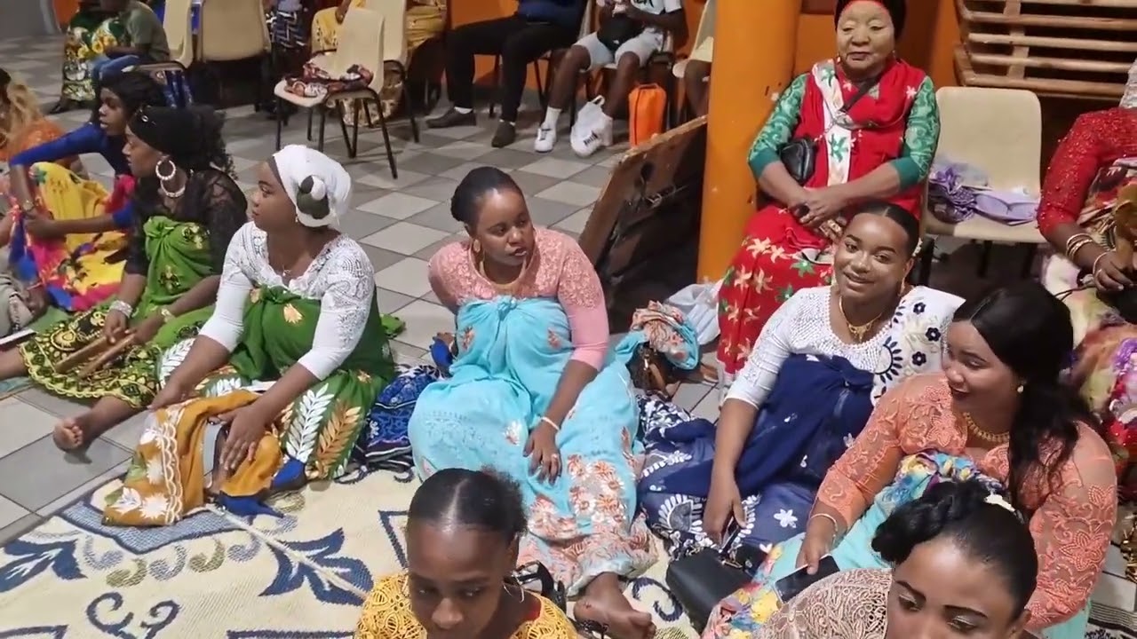 Le groupe SUCCES MUSIC de La réunion, M'biwi à cœur saignant ( Le Port)
