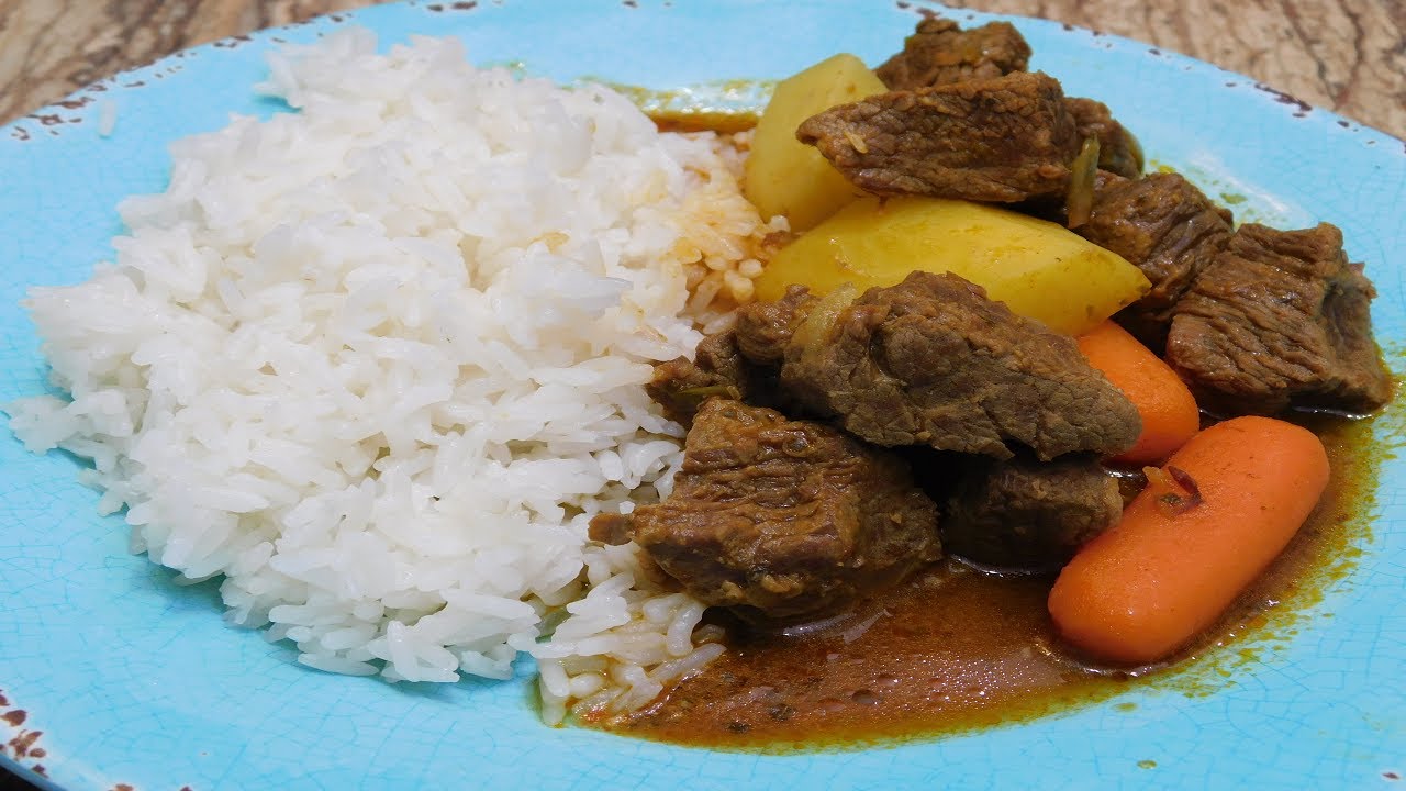 Boricua style Carne Guisada(beef stew) in a Pressure Cooker!