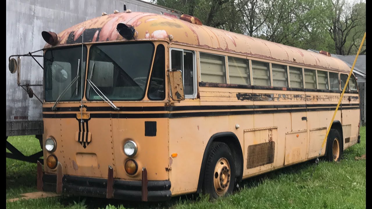 Crown Supercoach: New Bus Introduction