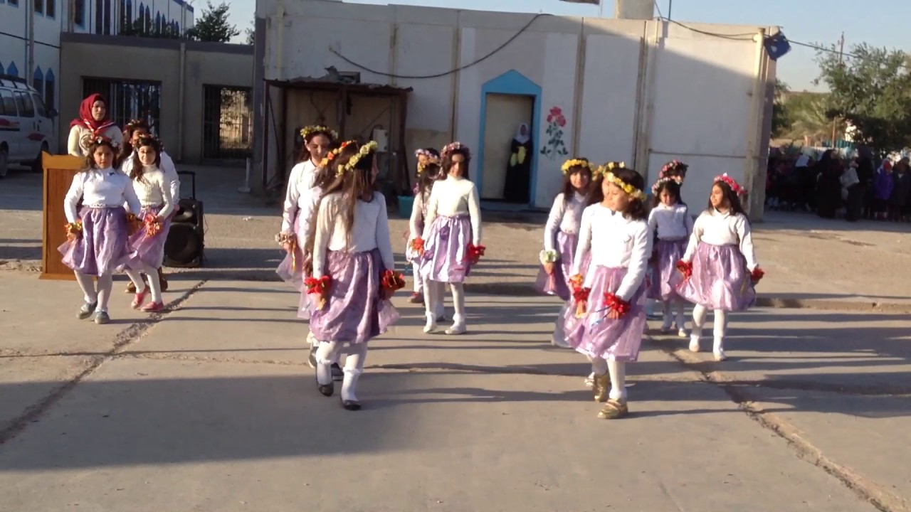 فعاليات مدرسة سكينة الابتدائية للبنات(طيرالفرح) الصف الخامس تربية الكرخ الثانية