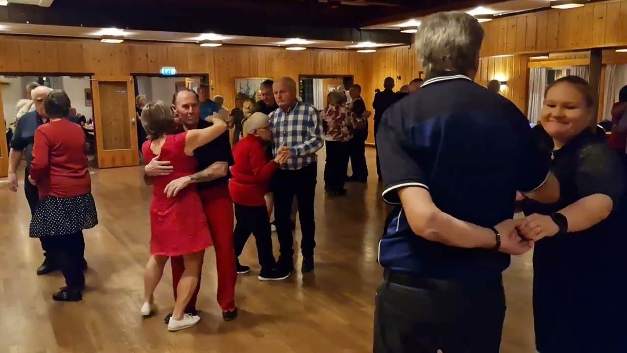 utan dig så blir det ingen jul  Alan Johansen på Høyvang Glade Dansevenner 26.12 Dansnytt Jan Tore