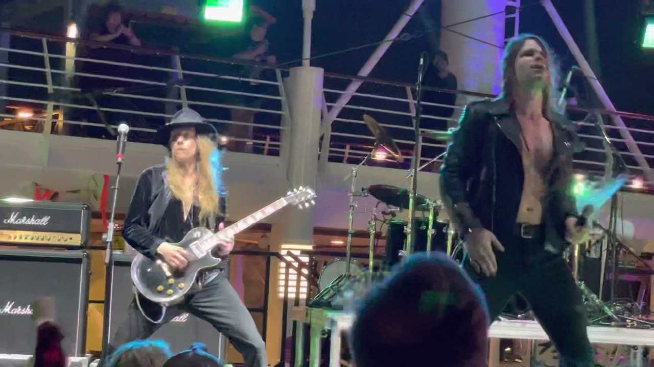 H.E.A.T (HEAT) In And Out Of Trouble Monsters Of Rock Cruise 2-9-2022
