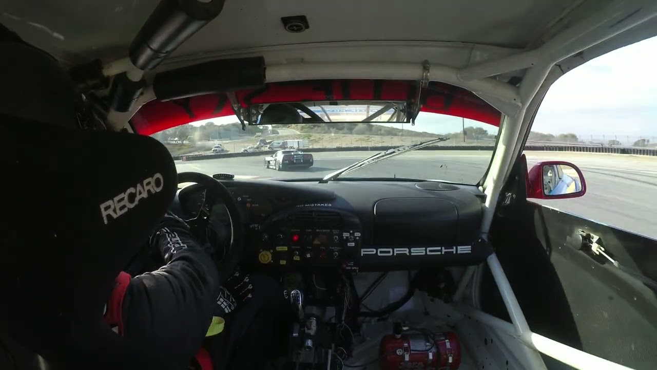 Laguna Seca: Porsche GT3R vs Corvette C5R
