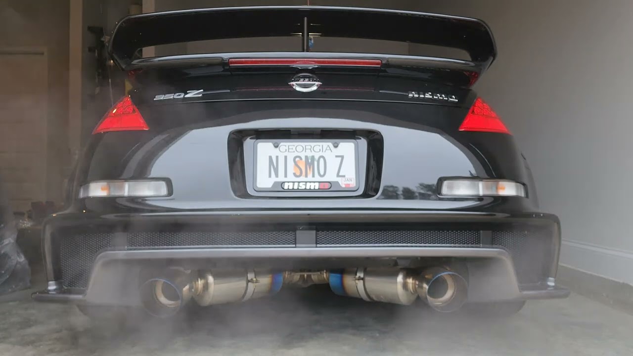 Nissan 2007 350Z Nismo with Tomei Ti Racing Dual Exhaust Cold Start & Rev - 10/30/2022
