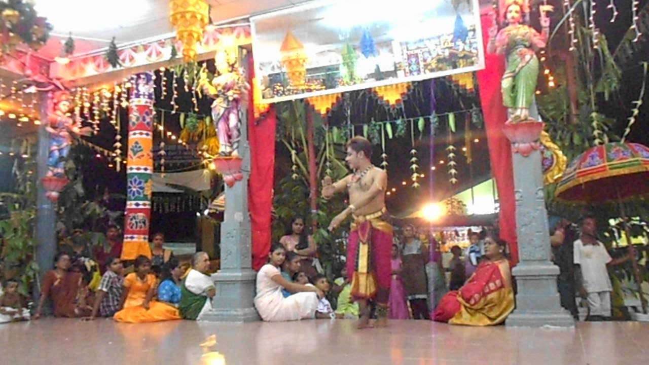 Adikondar ande vedikkai kaane