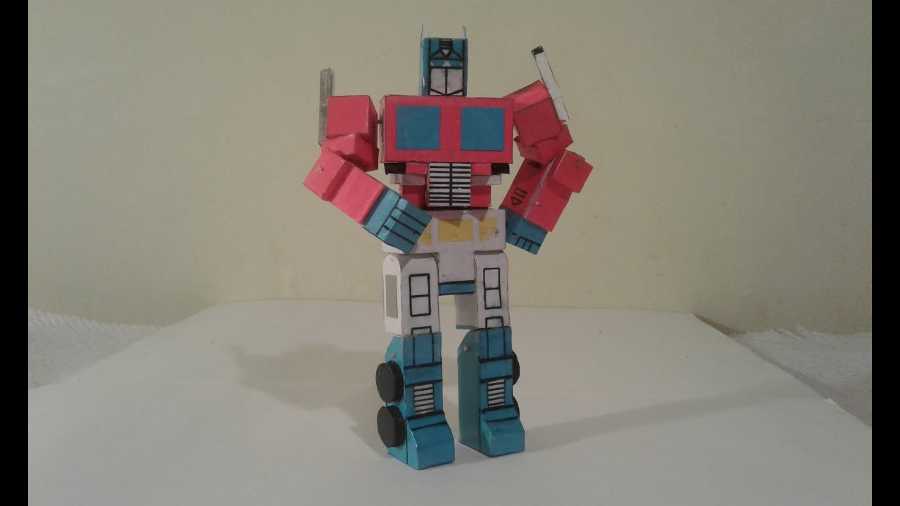 Papercraft Optimus Prime (VERSION 2)