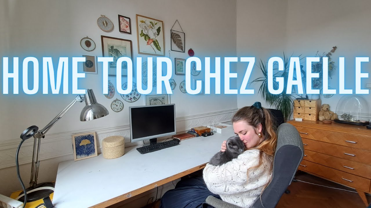 Dans l'appartement de Gaëlle à Bruxelles: entre broderies et fleurs séchées | HOME TOUR