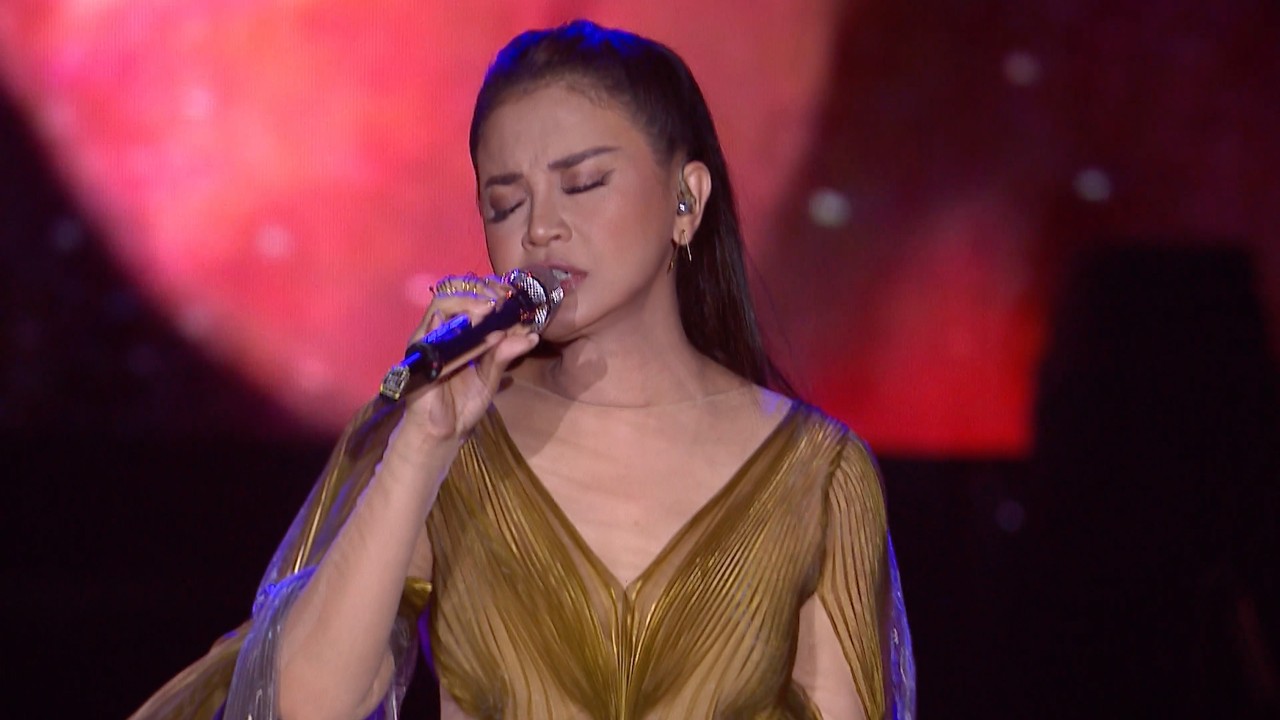 Rossa  - Tak Sanggup Lagi (Official 4K Live Video)