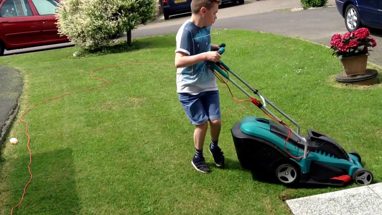Mowing Lawns with JBS Lawn Care Part 1 | Flymower 2016
