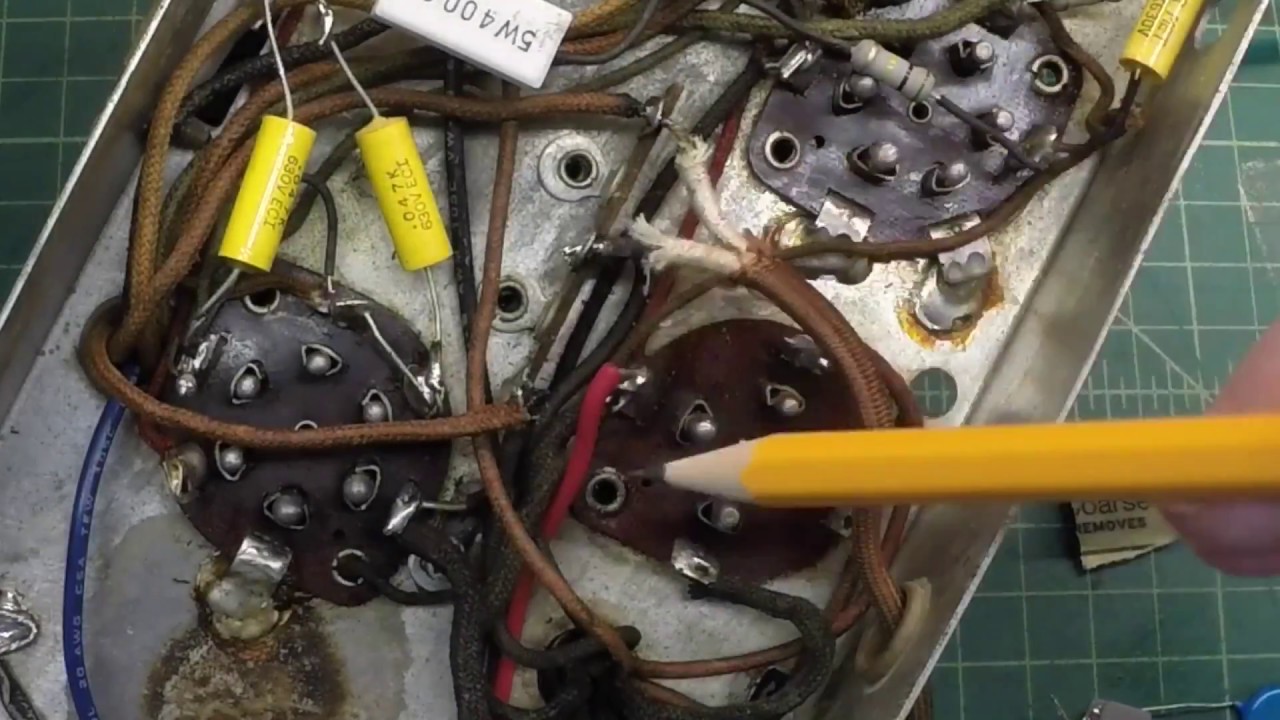 Peter Pan Radio - Day 16 (Installing a Fuse & Safety Capacitors + I Make a Big Mistake)