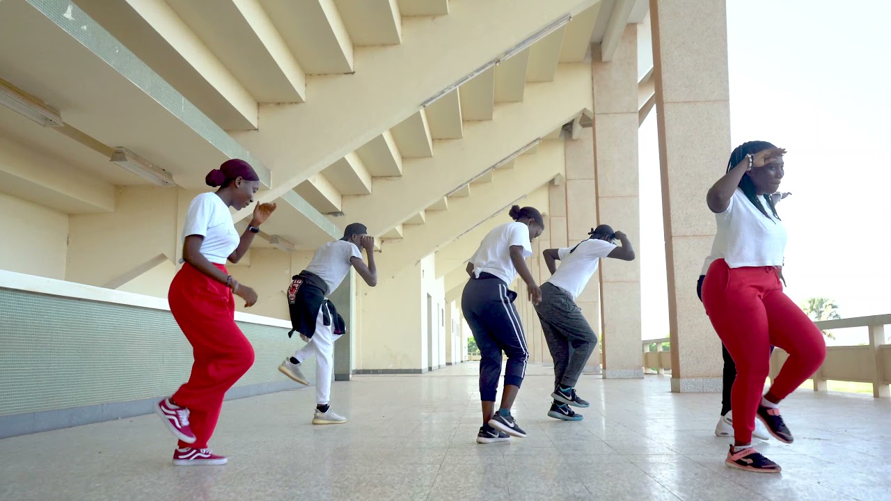 Mentors’ Afro Dance Performance