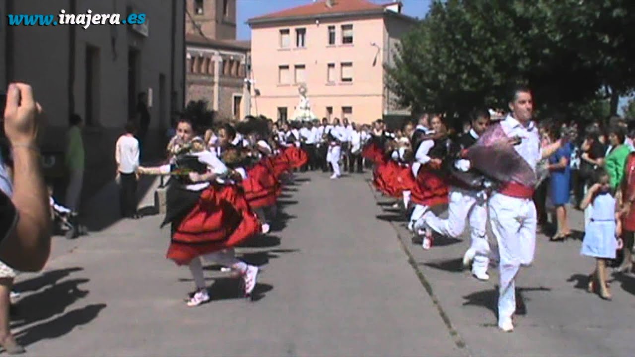 Baños de Río Tobía - Fiestas 2012 - Procesión en honor a la Virgen de Los Parrales