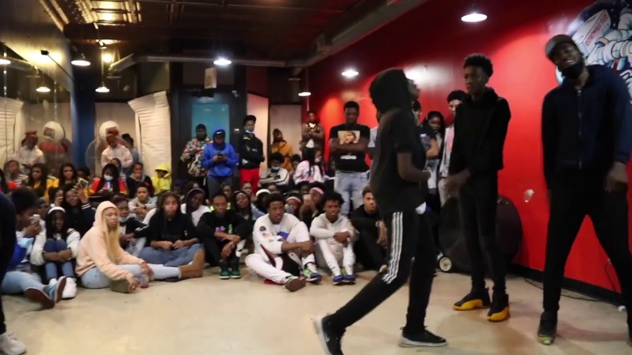 Astronaut Flee Present - 