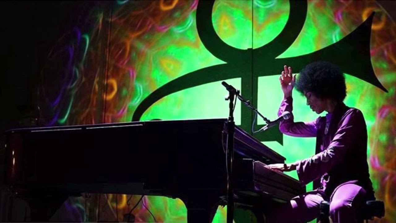 How Come U Don’t Call Me Anymore (Montréal, Quebec 3-21-16) - Prince