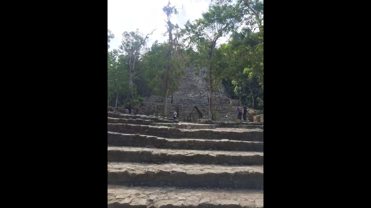 Merida, Yucatán Mexico mental health late summer walk. Channel promotion video 2