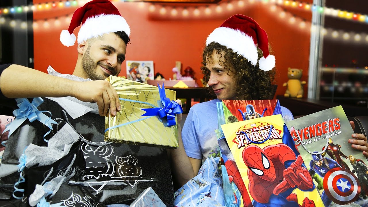 Intercambio de Regalos | Navidad | Luisito Comunica