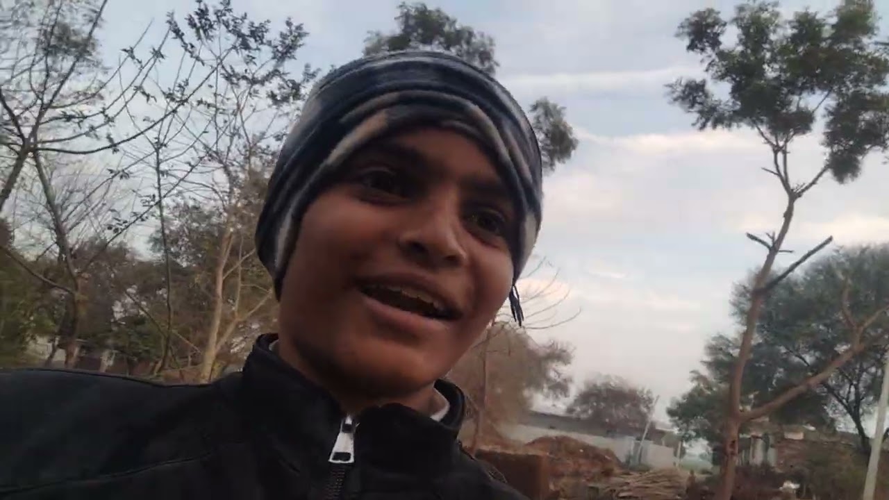 First vlog me hi popt hi gaya😂😂