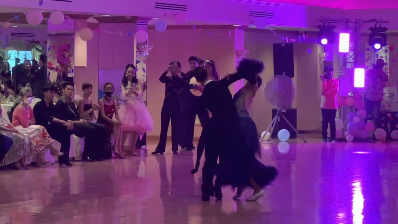 Andrey Motyl & Ekaterina Kim Slowfoxtrot (Showtime in Bangkok Thailand)