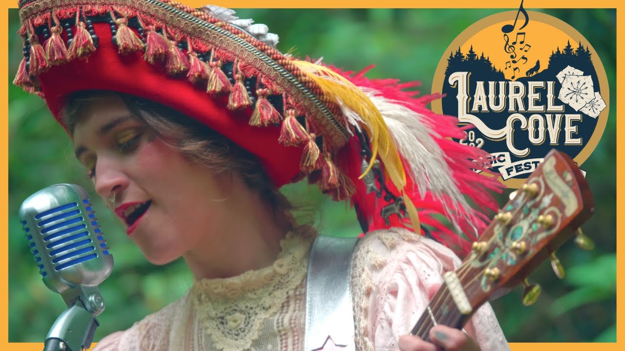 Sierra Ferrell - “Jeremiah” (Laurel Cove Sessions) | Musical Moonshine