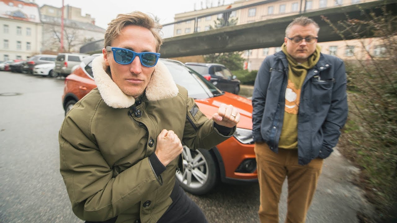 FUN TEST: Sajfa s Truhl&iacute;kom testuj&uacute; Seat Arona. Auto pre odv&aacute;žnych!