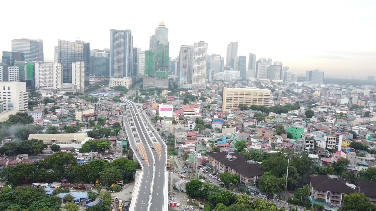 Drone Shot at Pasig river with BGC-Ortigas (Kalayaan bridge)