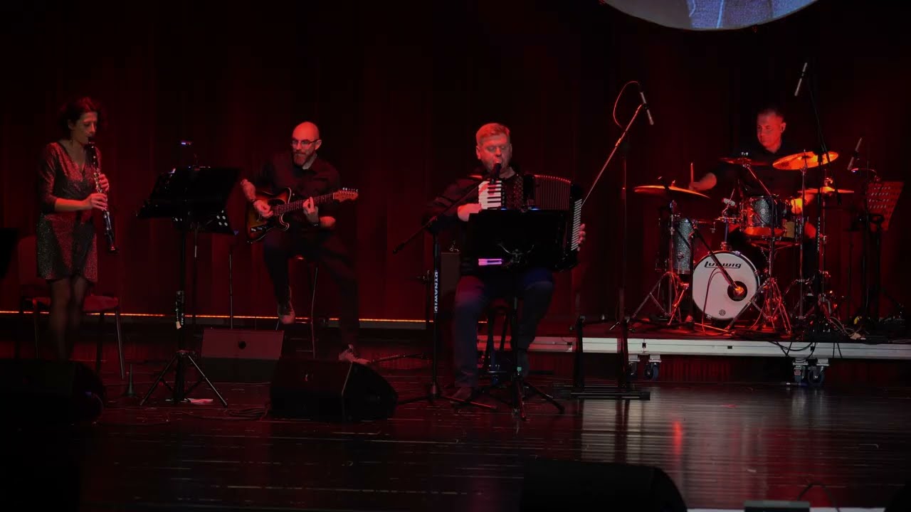 Zespół Skomplikowani - U cioci na imieninach (cover)