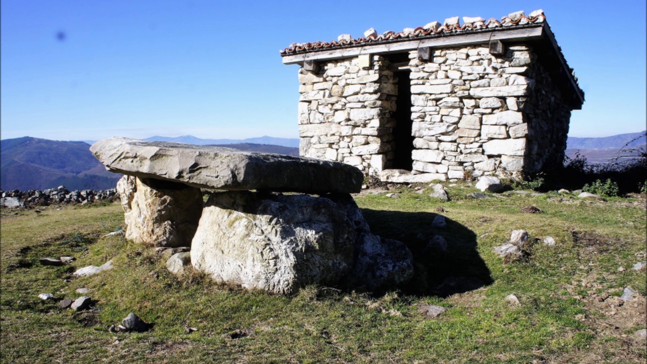 Rincones de Asturias: Dolmen de Merill&eacute;s