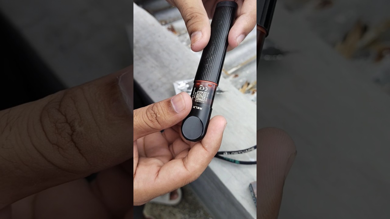 Installing Pods For RELX 💨💨 #shorts #vapelife