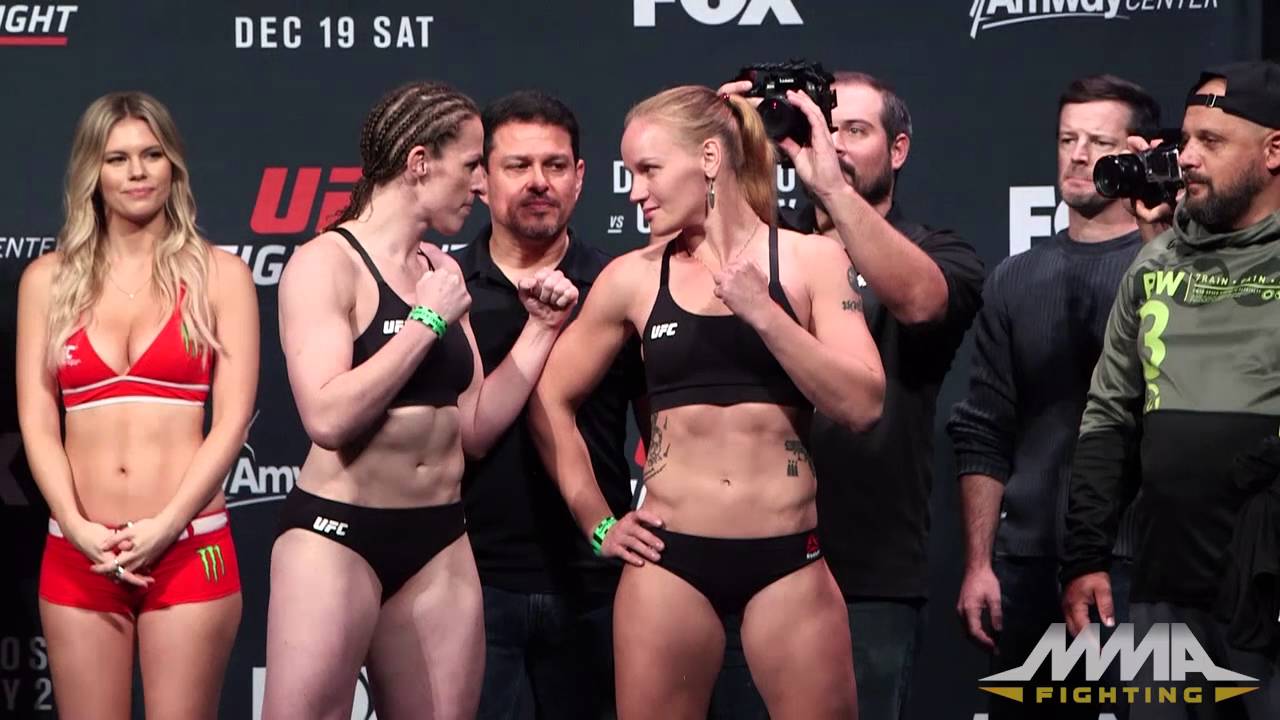 UFC on FOX 17 Weigh-In Highlights