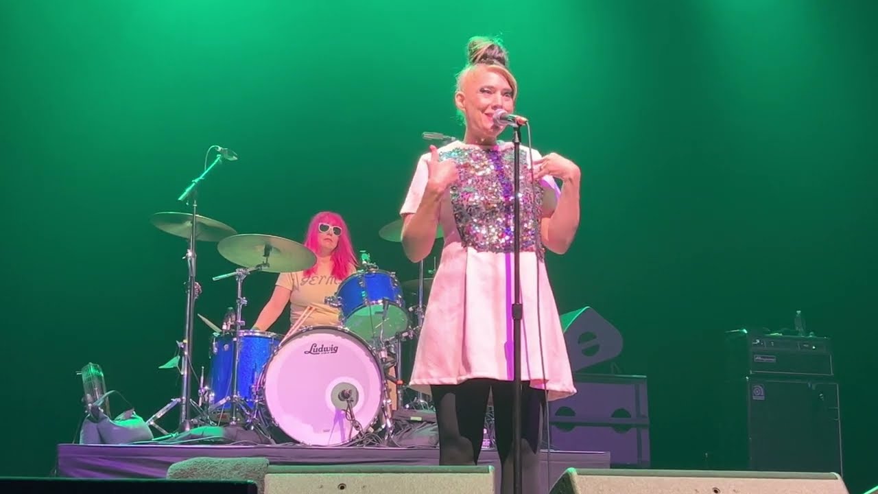 Bikini Kill - Alien She, Live at the Palace Theatre, Saint Paul, MN (4/20/2023)