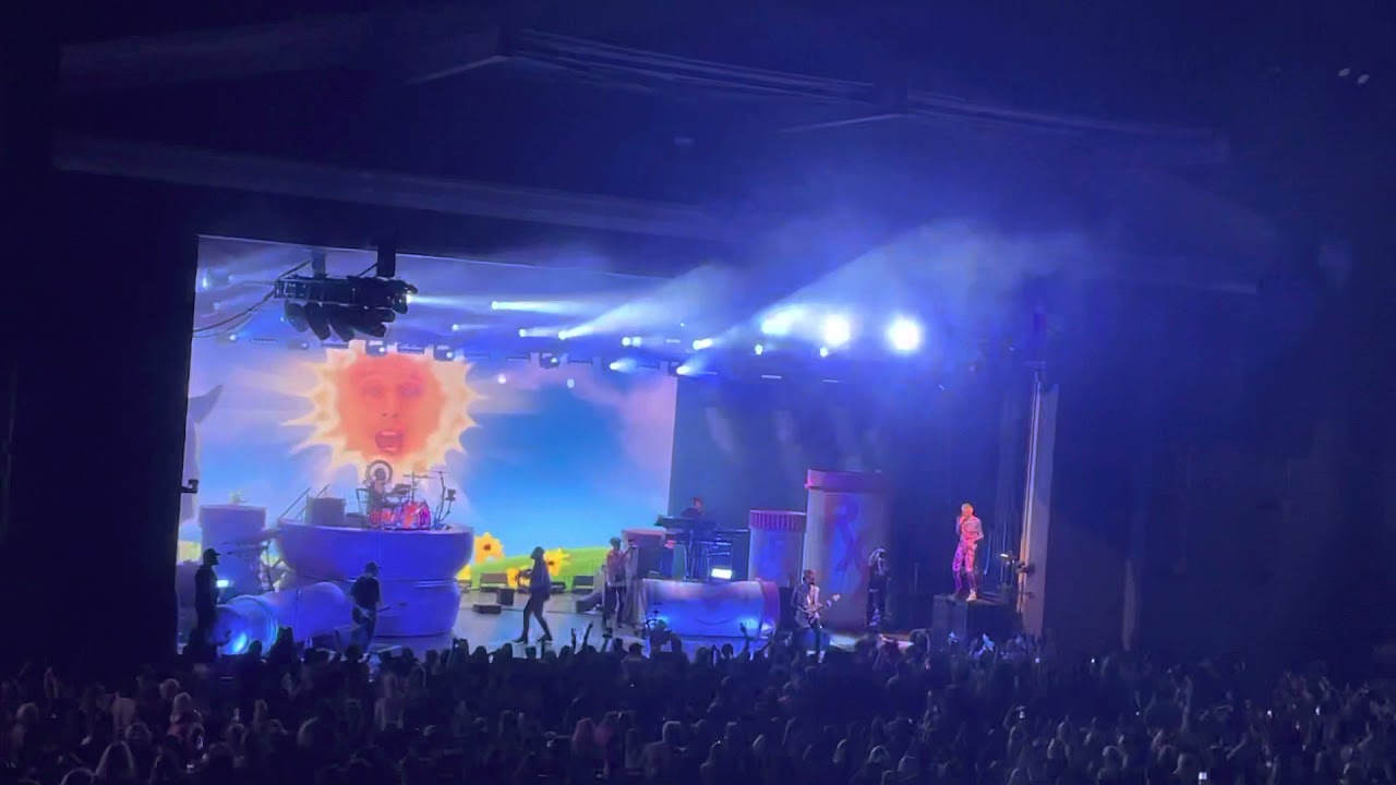 Machine Gun Kelly - Drunk Face (Live The Greek Los Angeles,Ca 2021)