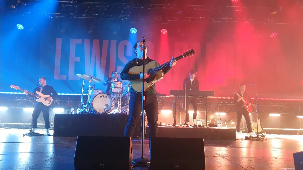 Lewis Capaldi - 'Hollywood' Live [4K] @ Manchester Academy 23.11.19