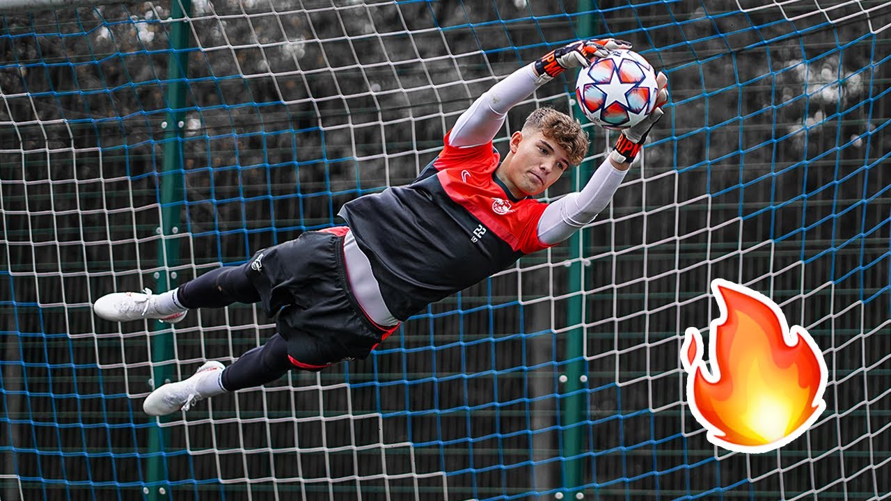 Goalkeeper Training With RB Leipzig Youth Goalkeepers 😱🧤