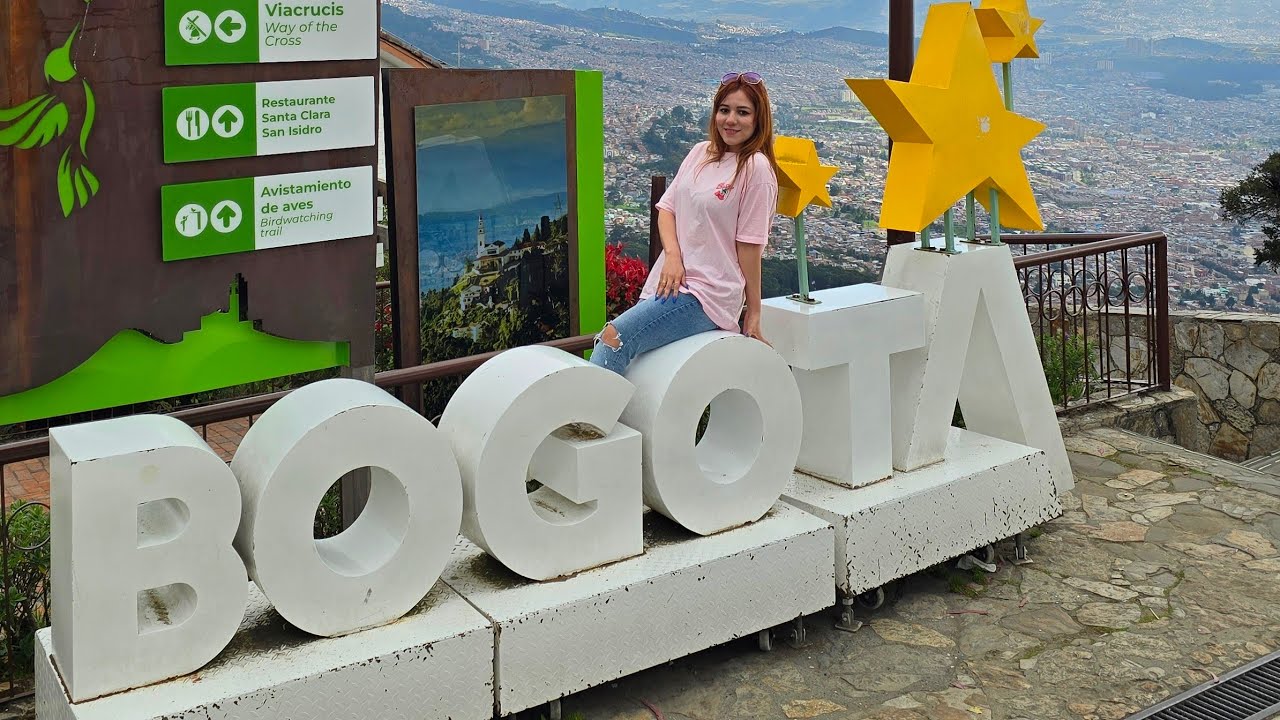 🇨🇴 Conociendo el cerro Monserrate en Bogota😍 Salvadoreña en Colombia | @SoledadMejia
