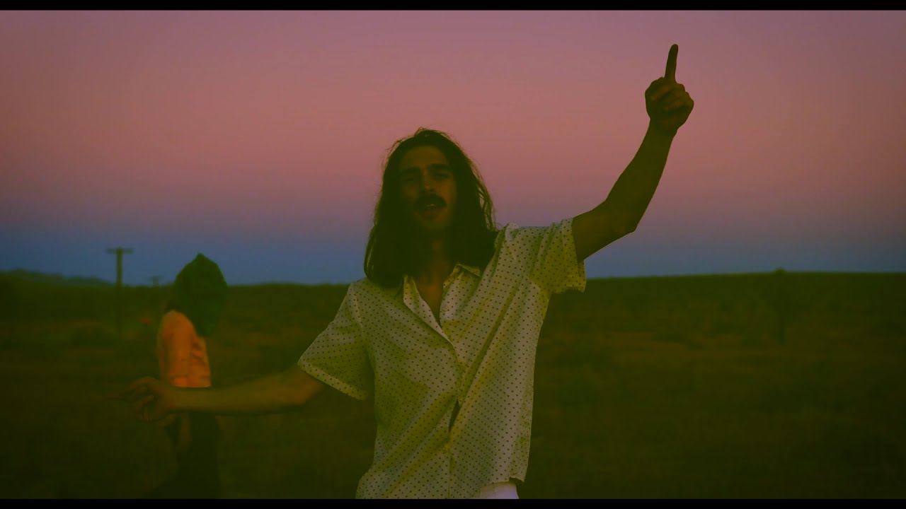 SAVI MINDS - DON'T WANNA FEEL A SINGLE THING [Official Video]