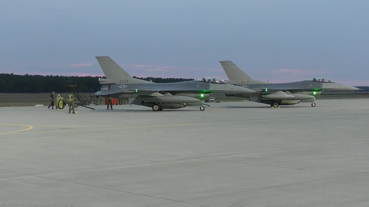 Na Slovensku pristáli prvé dve stíhačky F-16