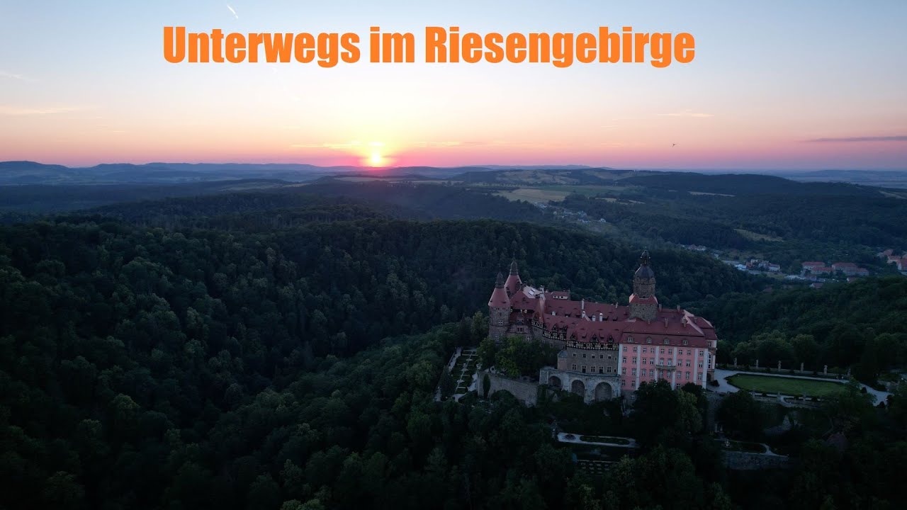 Unterwegs im Riesengebirge mit dem Highlight Schloss Fürstenstein - ROADTRIP Polen