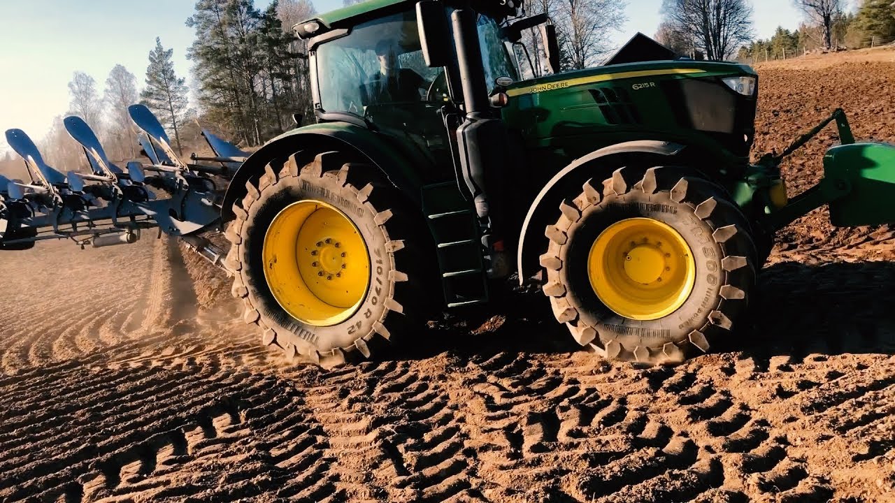 John Deere 6215R | plöjning | Qvensås 2019