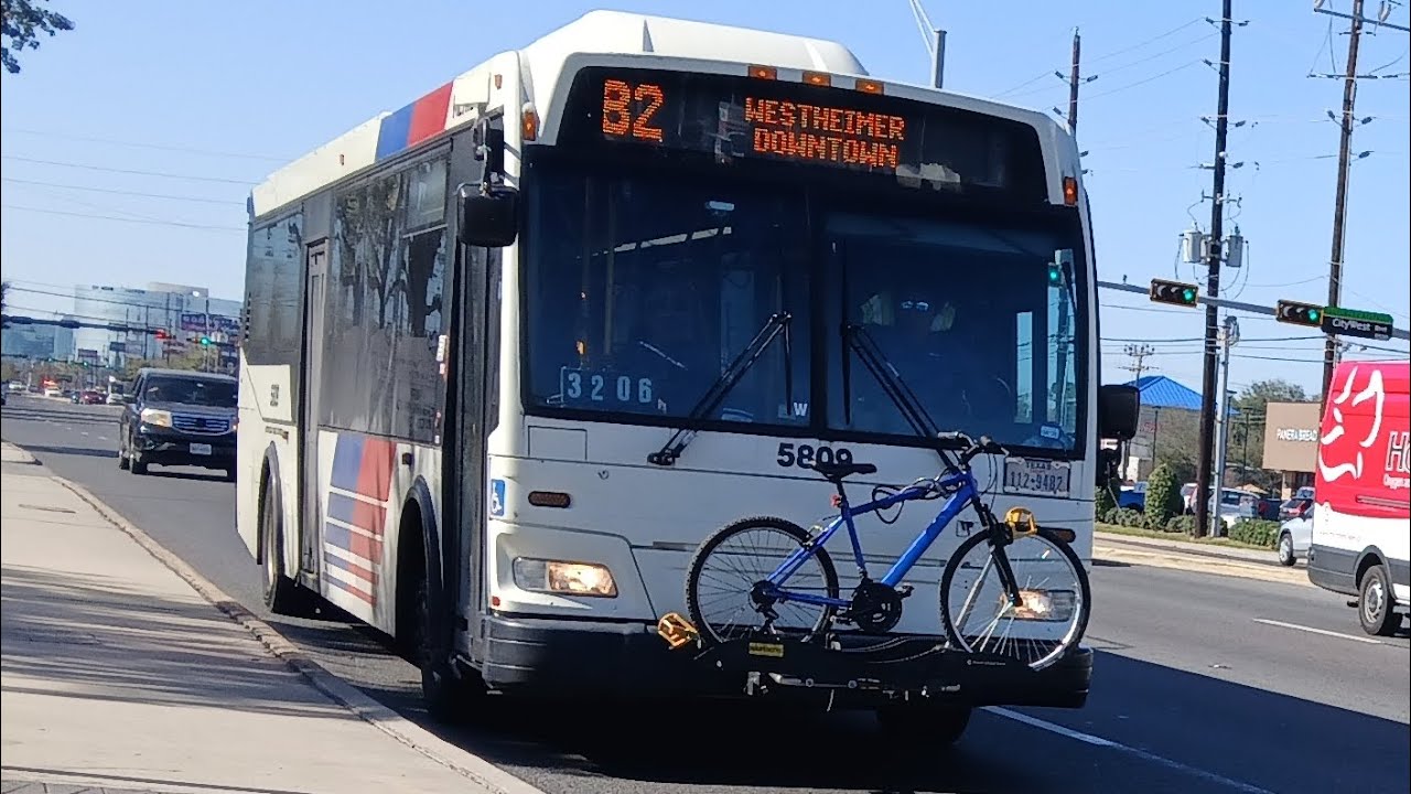 2011 orion vii new gen hybrid 5809 metro houston on route 82