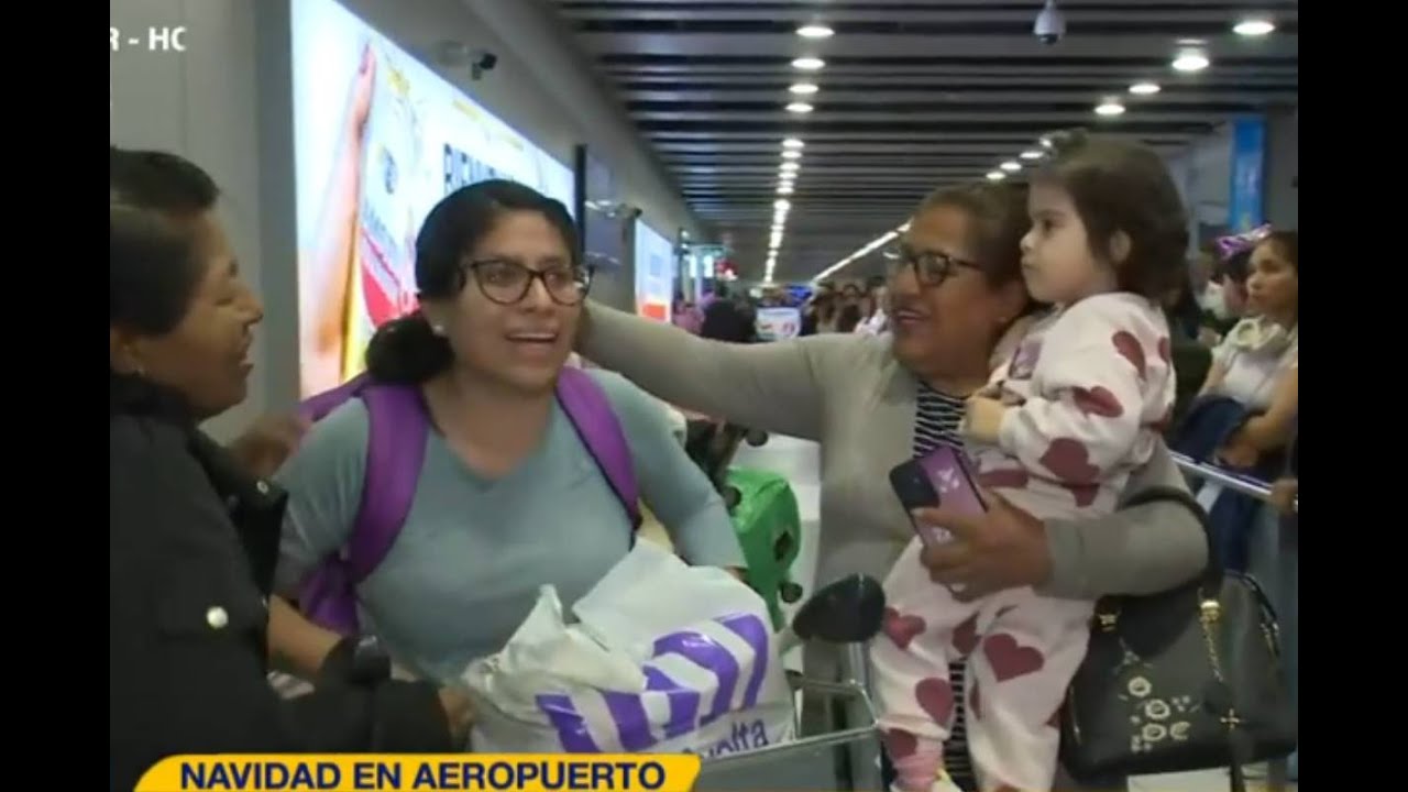 Emoción por reencuentros navideños en el Aeropuerto Jorge Chávez
