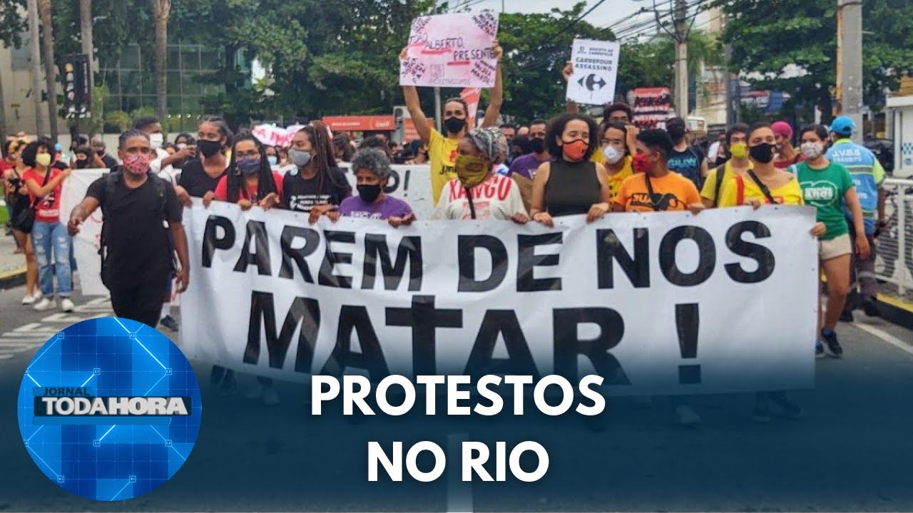 Morte no Carrefour: grupo realiza protesto contra racismo no Rio de Janeiro